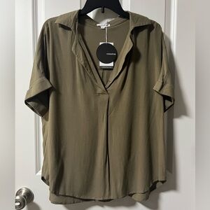 (NWT) Mittoshop | Batwing Sleeve Curved Hem Blouse